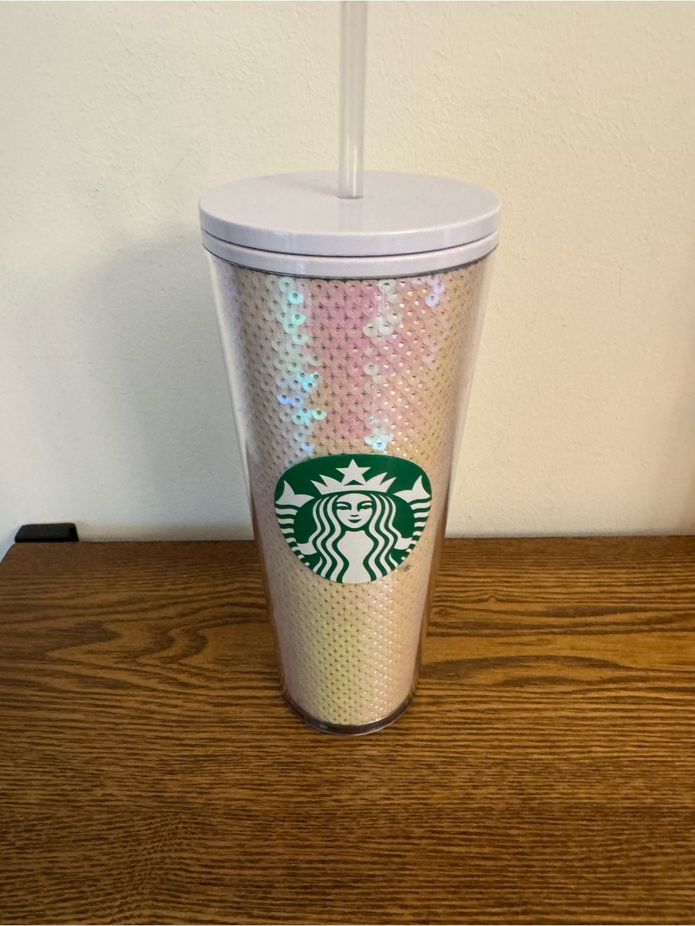 Starbucks 2020 Holiday White Sequin Tumbler Venti 24oz Cold Cup NWT